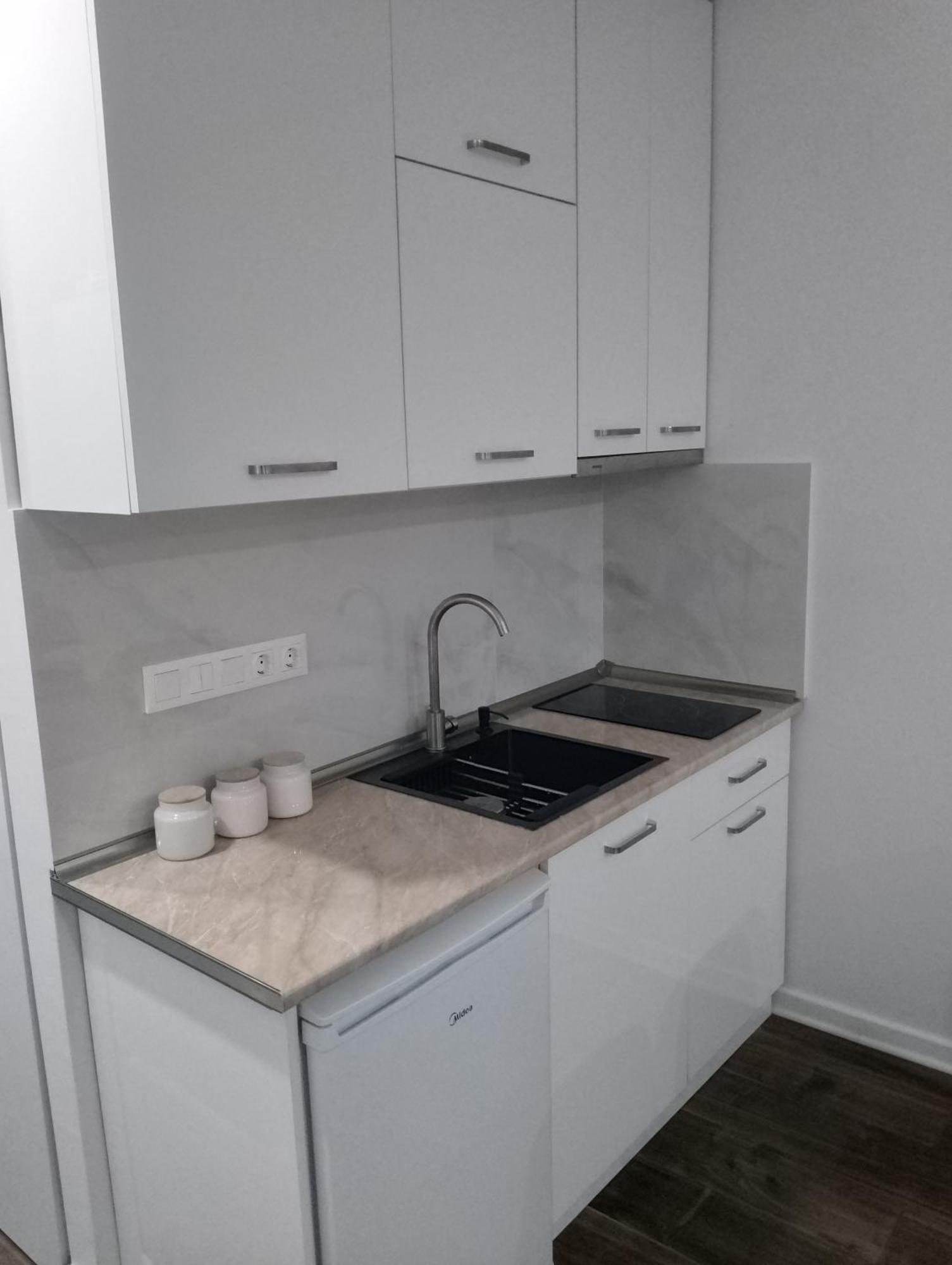 Next Apartments Батуми Экстерьер фото