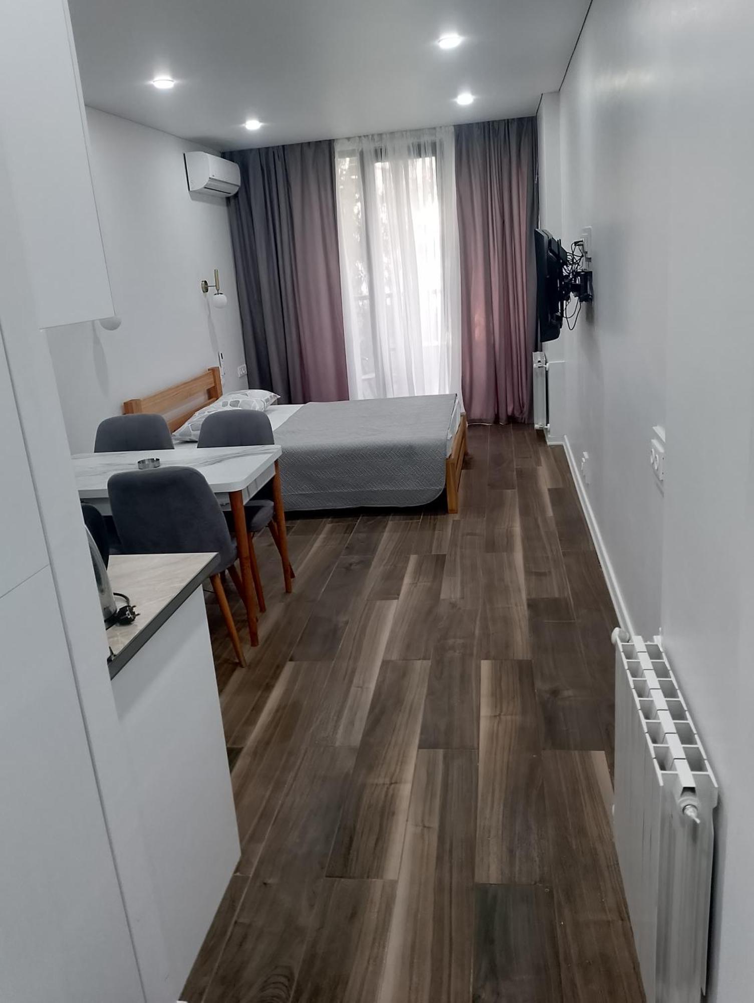 Next Apartments Батуми Экстерьер фото