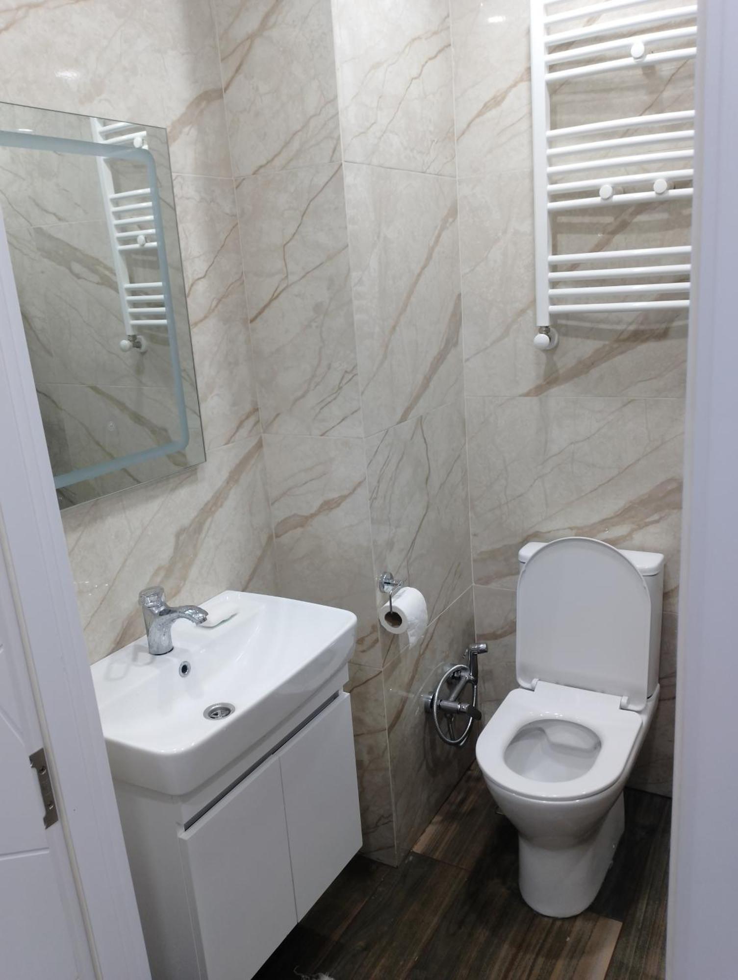 Next Apartments Батуми Экстерьер фото